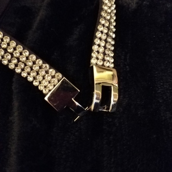 Wrap Twisted Rhinestone Bracelet - Picture 3 of 8